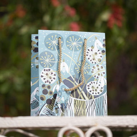 Winter Cup - Medium-Sized Gift Bag