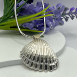 Clam-Shell-Pendant (2)