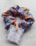Orange-satin-silk-scrunchie-09-2000px