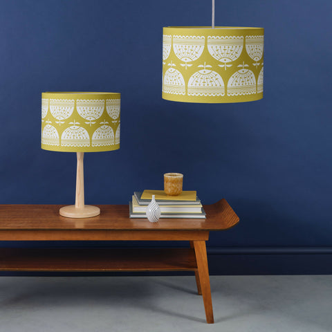Charlotte-Simmonds-40cm yellow flower lampshade photoshop