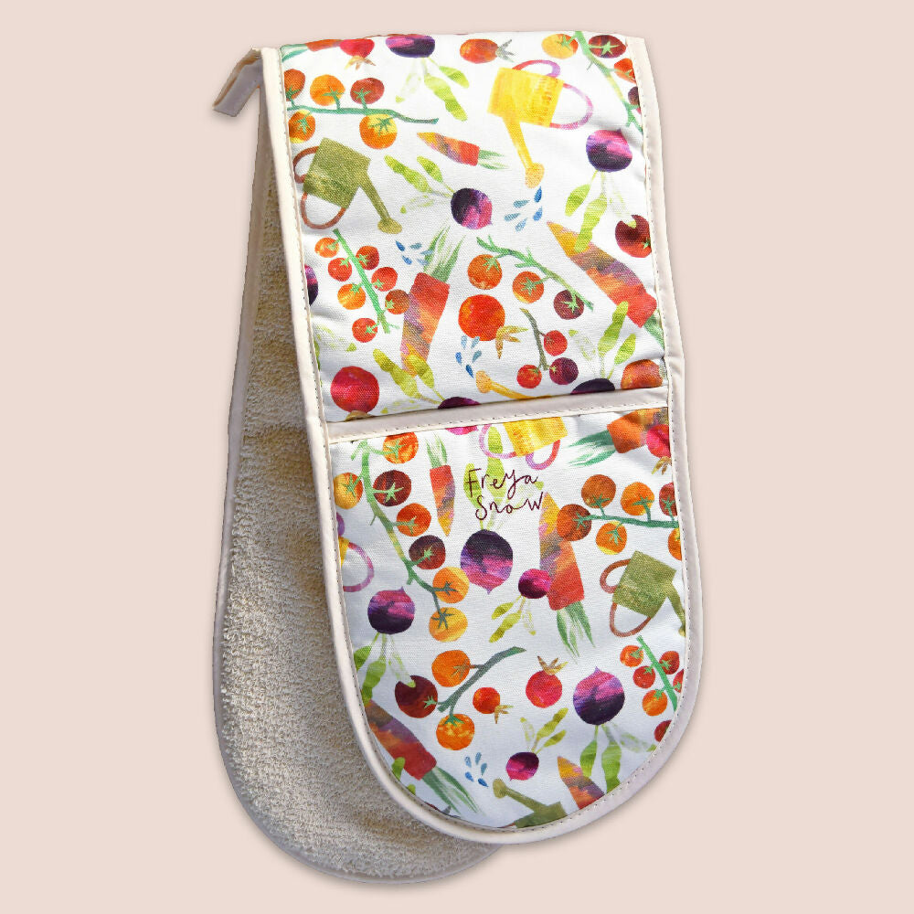 Busy Veg - Oven Gloves
