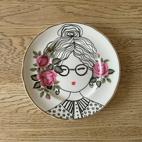 Illustrated Vintage Plate - WINNIE
