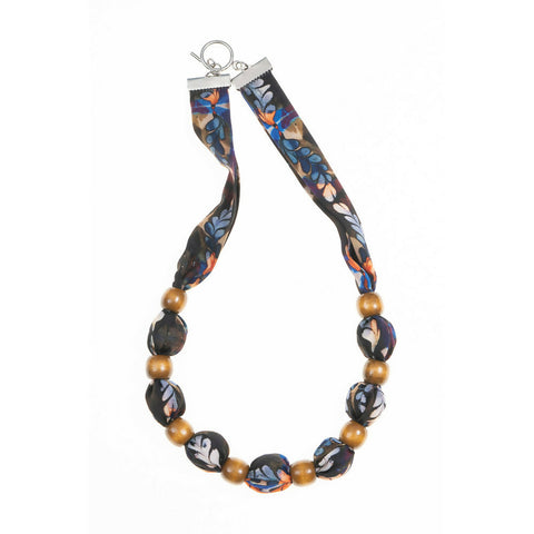 Oak Short Necklace with Small Beads