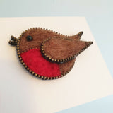 Robin brooch side 1024 x 1024