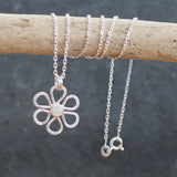 Silver Daisy Pendant Necklace