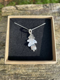ancient leaves oak leaf pendant in box