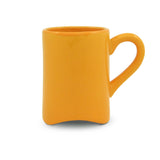 Thelermont Hupton - knee mug - yellow