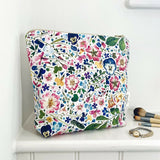 GREEN_PEBBLE_MASTER_BAGS_02