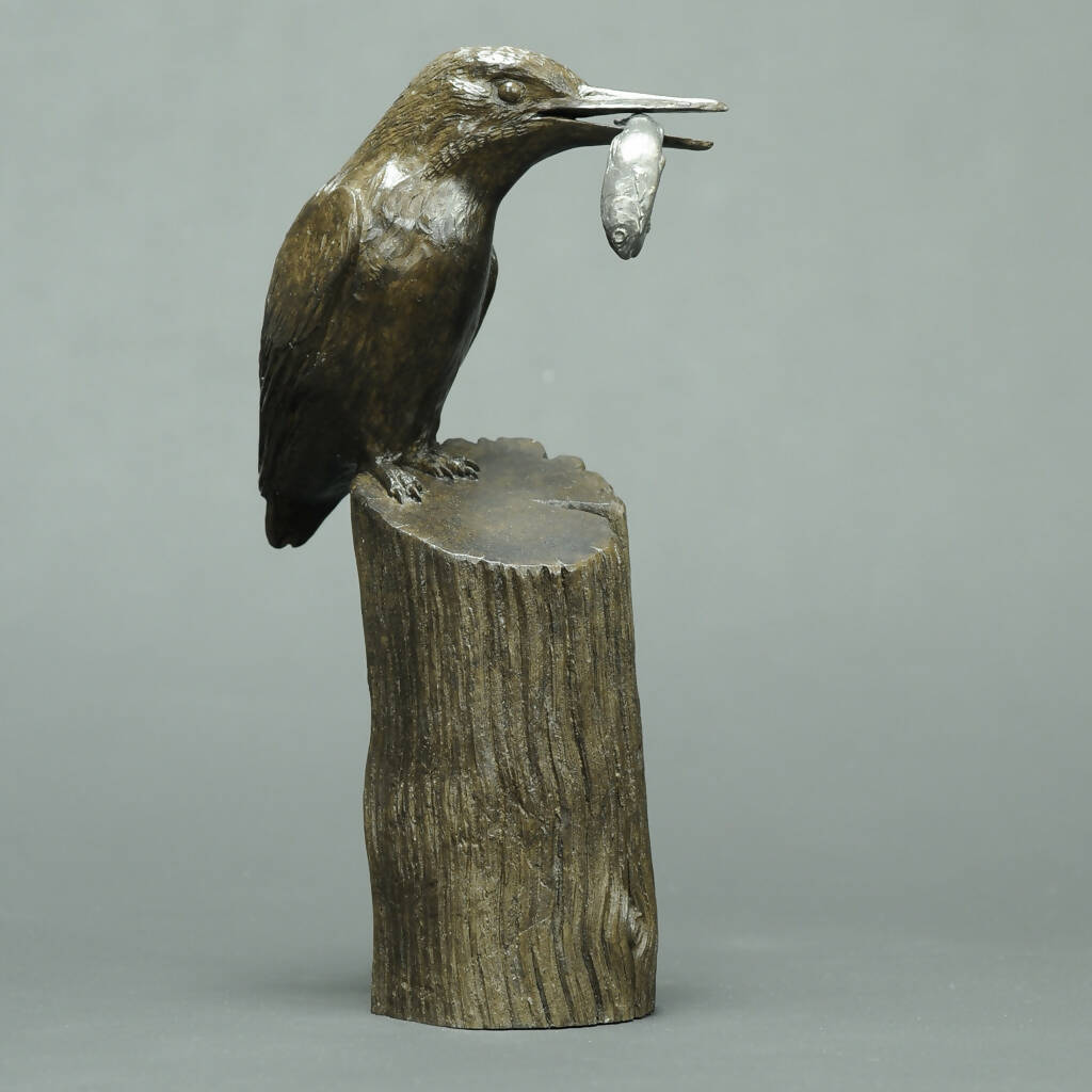 Kingfisher with Minnow - Sculpture